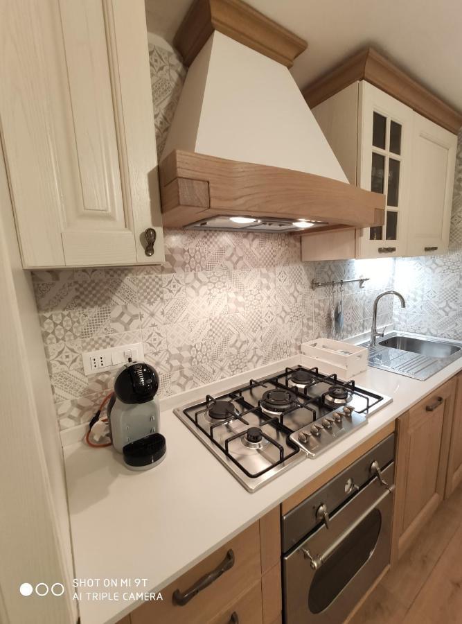 Minu Appartement Gaeta Buitenkant foto